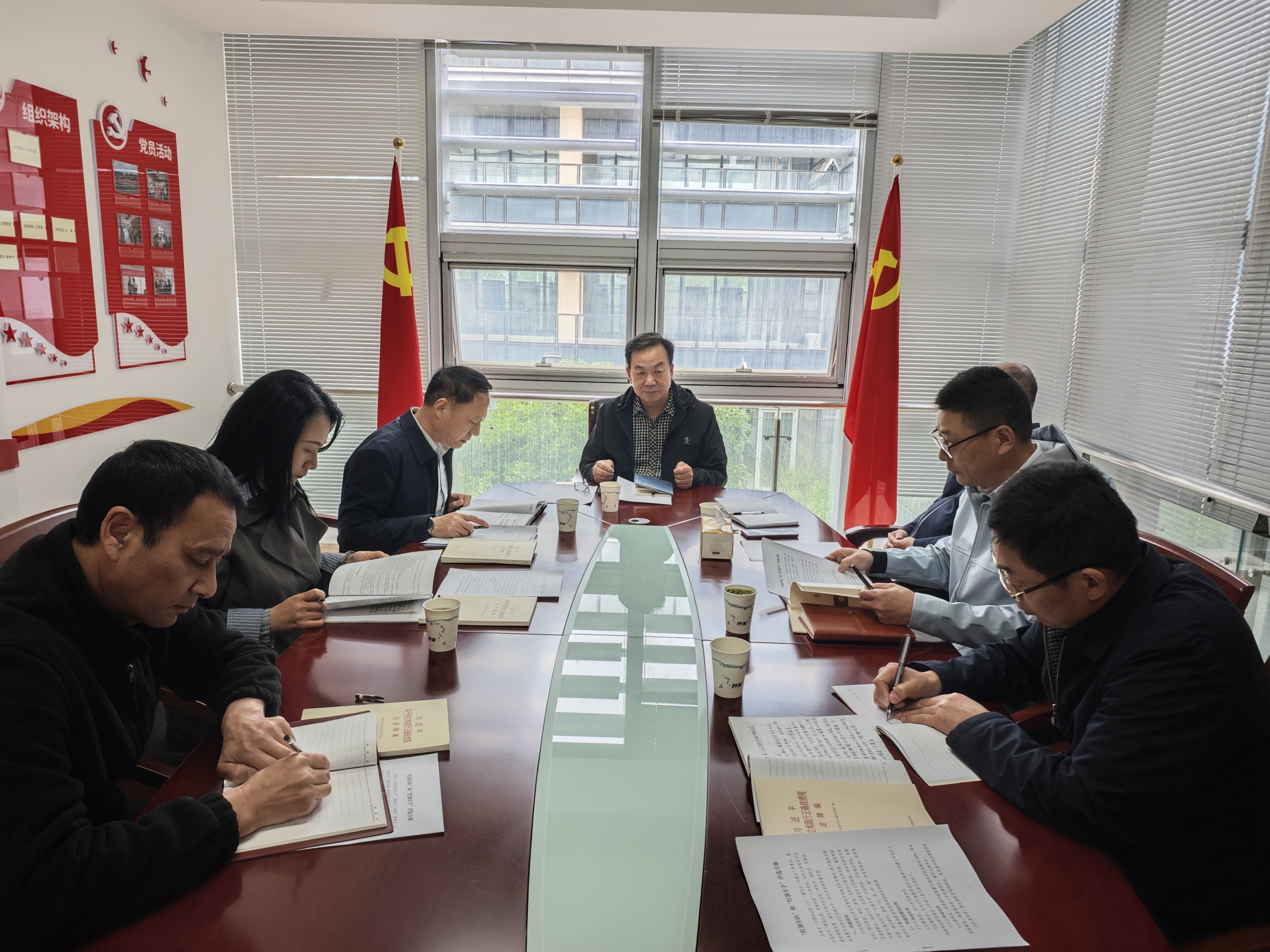 市江淮公务表彰2026年第一季度“红旗车队”“红...